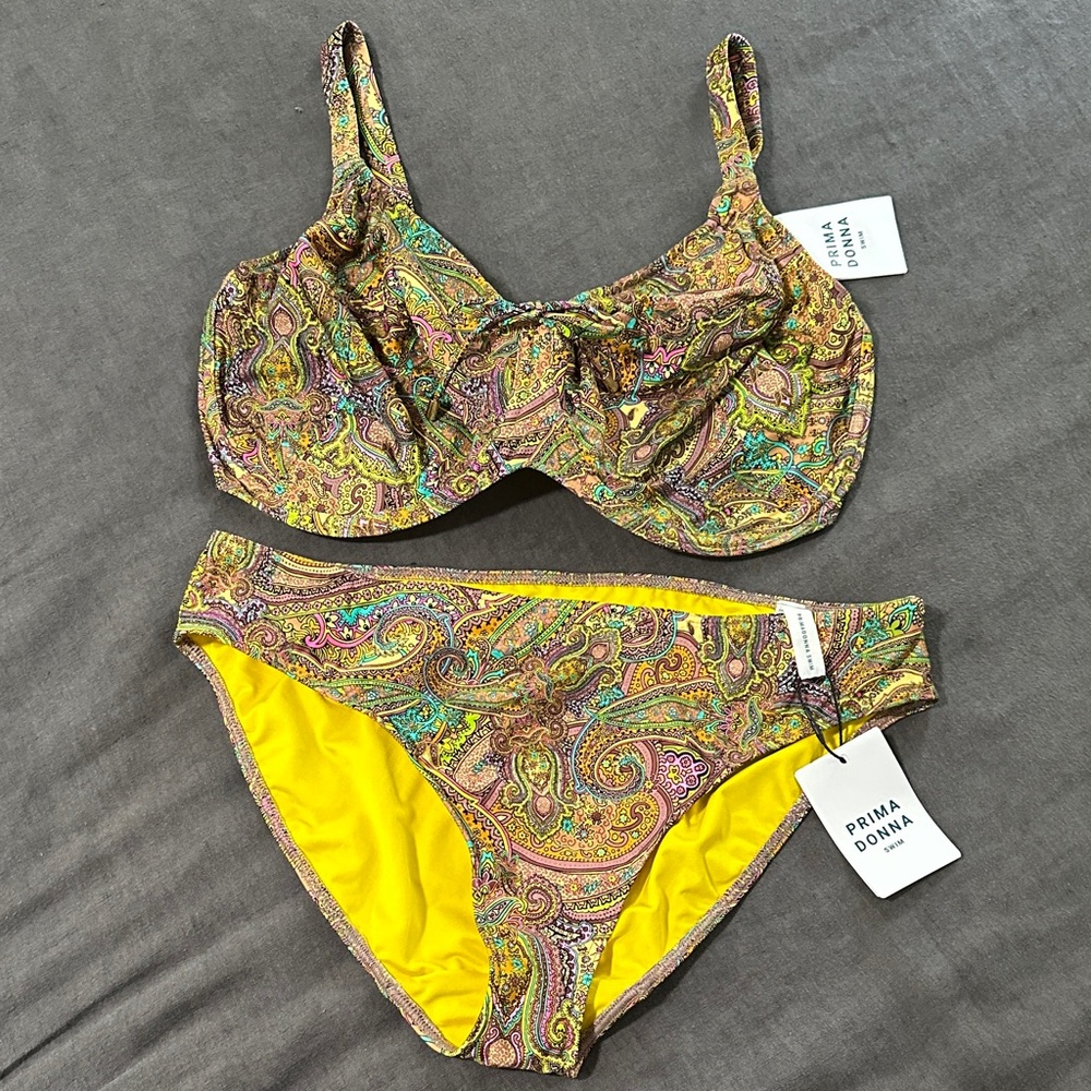 NWT PrimaDonna Sakaru Paisley Print Bikini Set - Multicolor